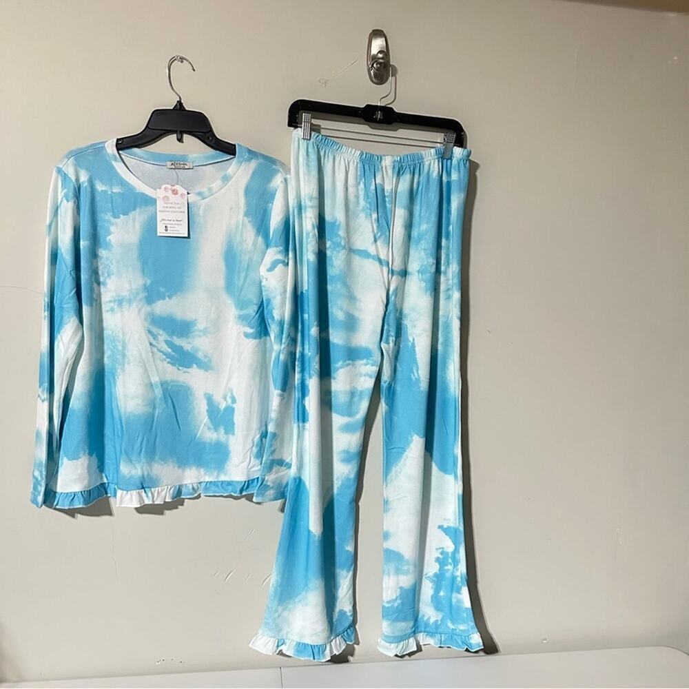 👉 2 Pieces Women’s Casual Tie & Dye Crew Neck Sweatshirt Size L